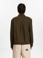 Cargar imagen en el visor de la galería, Sobrecamisa con cordón VERDE
