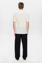 Load image into Gallery viewer, Camisa con bordado Blanco
