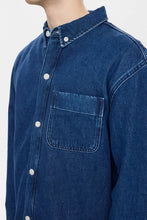 Cargar imagen en el visor de la galería, Sobrecamisa Vaquera Azul
