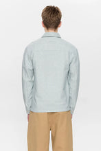 Cargar imagen en el visor de la galería, Sobrecamisa rayas azul claro
