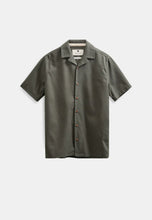 Load image into Gallery viewer, Camisa cuello solapa Verde
