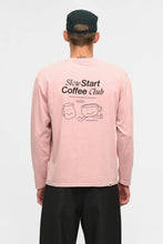 Cargar imagen en el visor de la galería, Camiseta coffe cuello redondo Rosa
