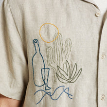 Cargar imagen en el visor de la galería, Camisa Lino bordada crudo
