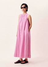 Cargar imagen en el visor de la galería, vestido-largo-mujer-algodon-organico-rosa-violaceo-rayas-bolsillos-arbol-shop
