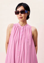 Cargar imagen en el visor de la galería, vestido-largo-mujer-algodon-organico-rosa-violaceo-rayas-bolsillos-arbol-shop
