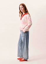 Load image into Gallery viewer, jersey-polo-mujer-punto-calado-blanco-cuello-marron-rayas-arbol-shop
