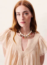 Load image into Gallery viewer, Blusa ligera Crepe plizada
