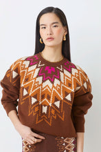 Cargar imagen en el visor de la galería, jersey-punto-jacquard-mujer-estampado-nordico-marron-mostaza-rosa-arbol-shop
