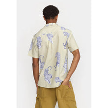 Cargar imagen en el visor de la galería, Camisa cuello solapa VERDE
