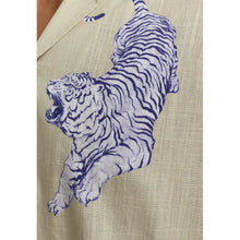 Cargar imagen en el visor de la galería, Camisa cuello solapa VERDE
