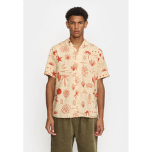 Cargar imagen en el visor de la galería, Camisa manga corta BEIGE

