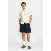 Cargar imagen en el visor de la galería, Camisa cuello solapa BLANCO
