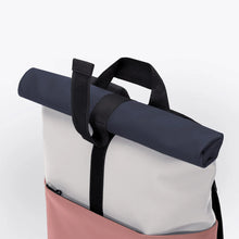 Load image into Gallery viewer, Mochila minimalista GLACIER GREY
