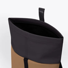 Cargar imagen en el visor de la galería, Mochila minimalista VERDE
