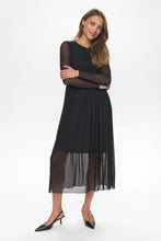 Cargar imagen en el visor de la galería, vestido-midi-tul-negro-plumeti-manga-larga-transparencia-arbol-shop
