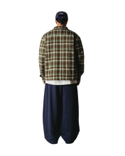 Load image into Gallery viewer, Chaqueta acolchada cuadros Verde
