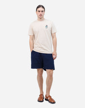 Cargar imagen en el visor de la galería, camiseta-hombre-algodon-organico-crema-ilustraciones-ventanas-hecha-en-portugal-arbol-shop
